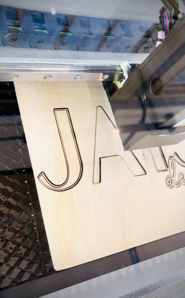 Laser1 638x1024